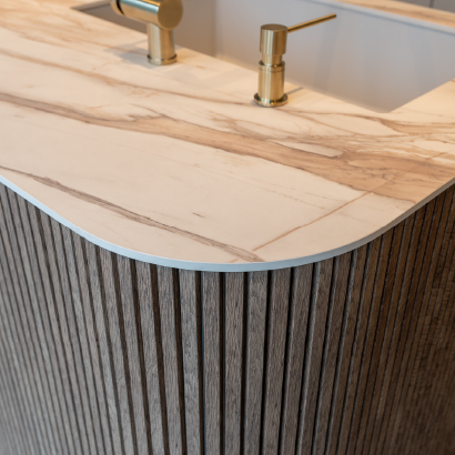 ファンキッチン・リブアーク画像