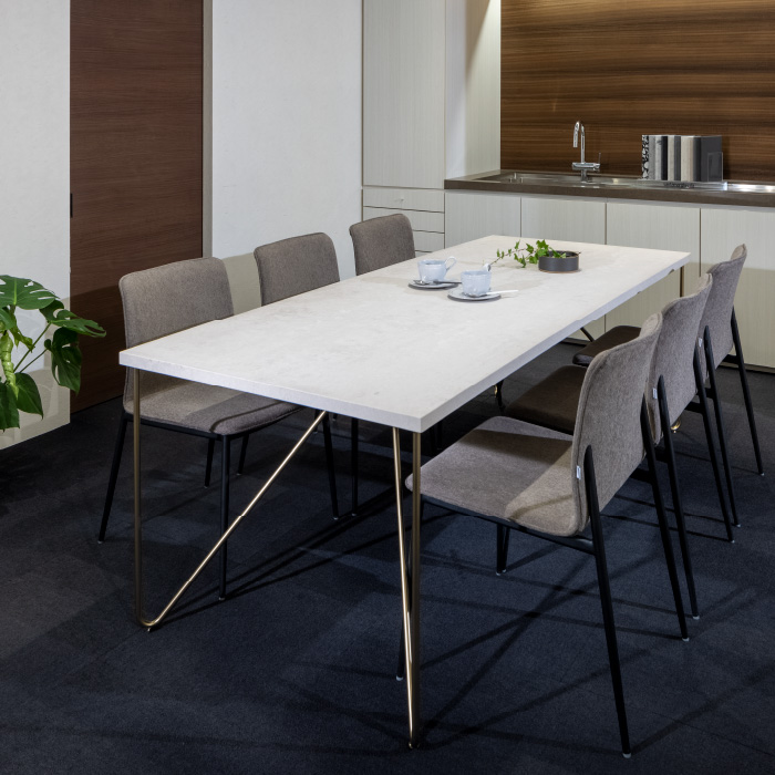 ファンキッチン・テーブル画像